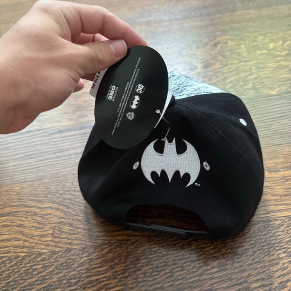Y2K D.C Collection Batman Brand New SnapBack Hat - Picture 3 of 5